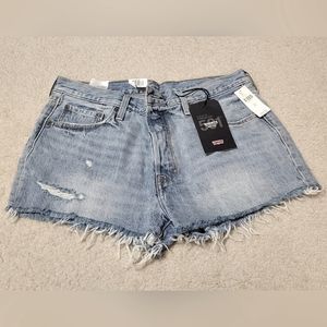 Anthropologie NWT Levi's 501 Jean shorts 32